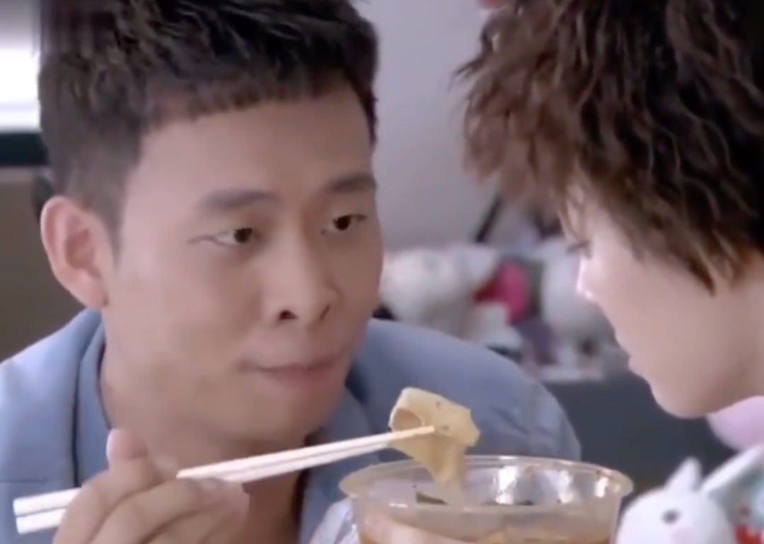 麻辣烫下一句_19麻辣烫贵到40块都吃不饱_我要看吃麻辣烫的