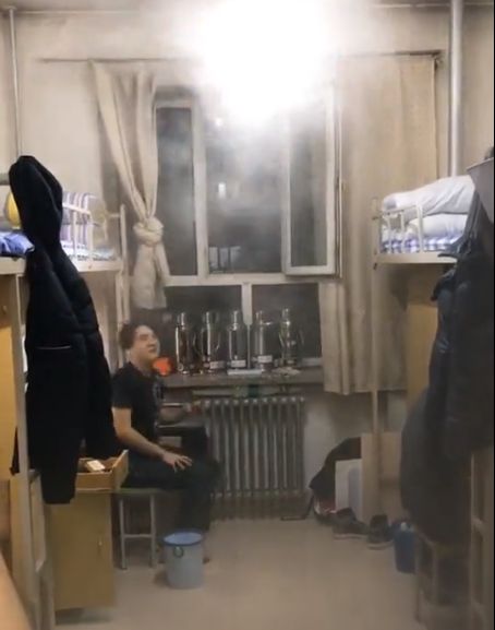 南北方人打雪仗的区别_南方北方打雪仗的区别_南方人快看这是北方打雪仗