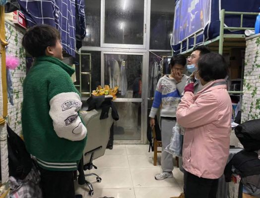 南北方人打雪仗的区别_南方人快看这是北方打雪仗_南方北方打雪仗的区别