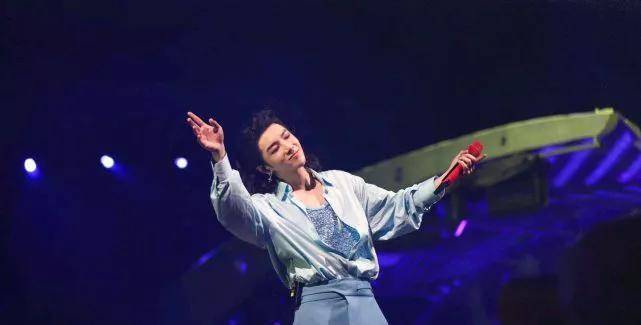 华晨宇新歌“致敬”黑粉，自嗨过后，他又该何去何从？