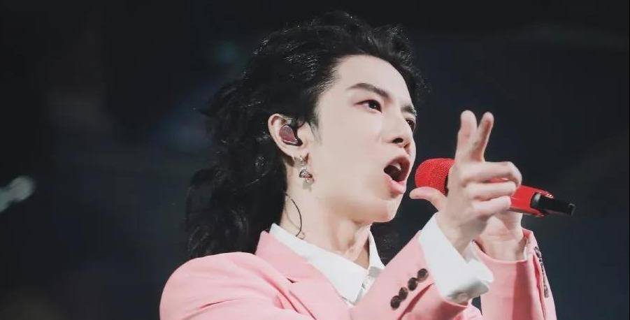 华晨宇告黑粉_15华晨宇申请强制黑粉道歉_华晨宇粉丝集体道歉