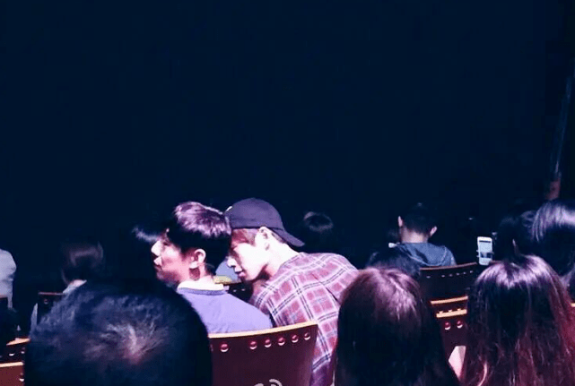 27魏大勋回应今年暑假爆红_2020年魏大勋最近新消息_魏大勋近期活动图