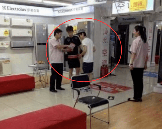 魏大勋近期活动图_27魏大勋回应今年暑假爆红_2020年魏大勋最近新消息