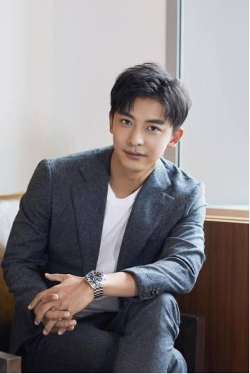 李佳航回应网友喊他解说S13_李佳航回应网友喊他解说S13_李佳航回应网友喊他解说S13