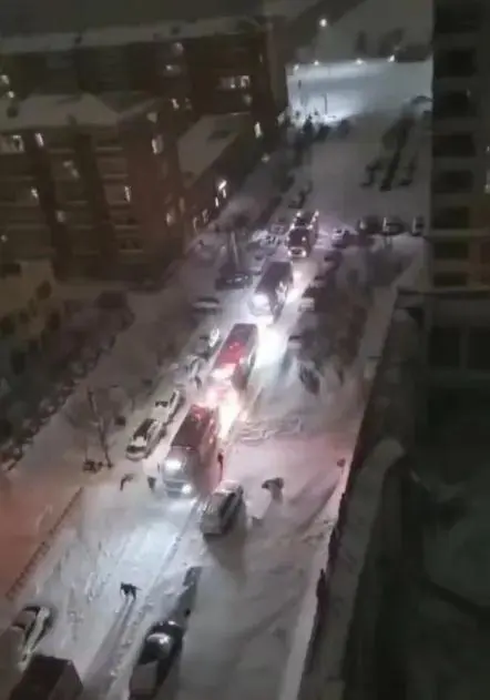 苏州酒店坍塌事故已致8人遇难_佳木斯体育馆坍塌事故3人遇难_苏州坍塌8人遇难