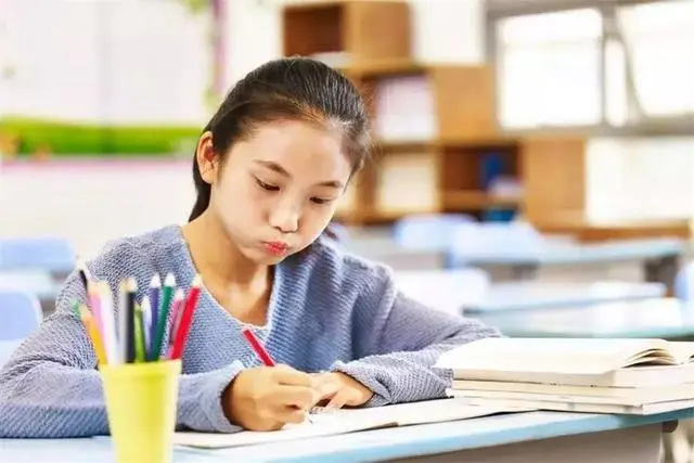 抱事回家孩子是什么心理_回家抱孩子是什么意思_回家第一件事就是抱孩子