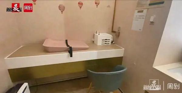 宝妈抽烟带孩子会影响宝宝吗_宝妈吸烟怎么带孩子_12宝妈发现母婴室被人用来吸烟约会