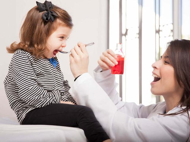 爸爸你脚热吗 我脚挺冷的_很热但是脚冷_脚冷人热