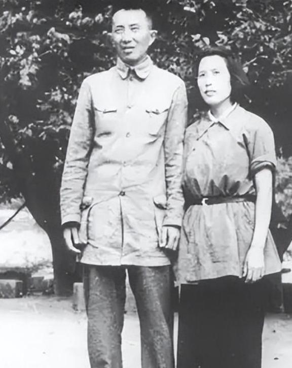 _78年罗瑞卿意外客死他乡，夫人郝治平伤心自责：都怪我没能劝住他_78年罗瑞卿意外客死他乡，夫人郝治平伤心自责：都怪我没能劝住他